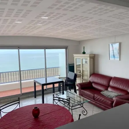 Le Chimene T3 Face Au Dernier Etage 아파트 *